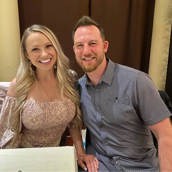 Meet your Posher, Cassandra - Picture 1 of 1